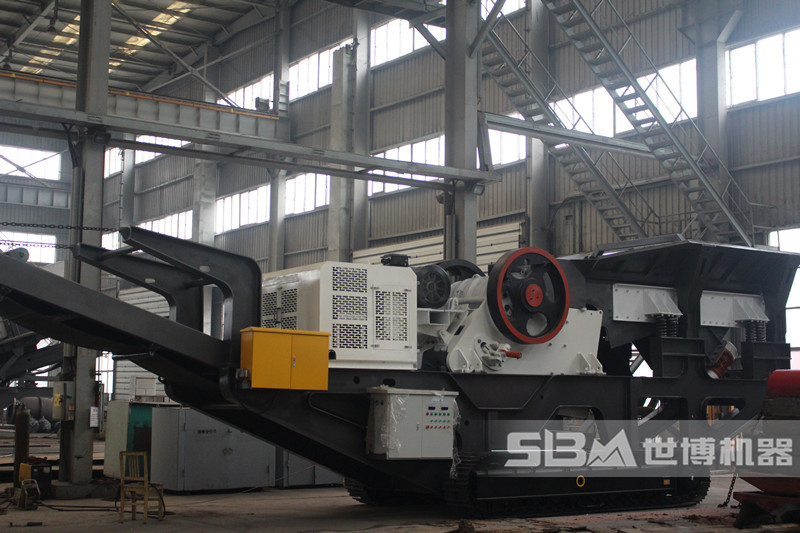 柴油履帶式石頭破碎機(jī)，主機(jī)配置顎破