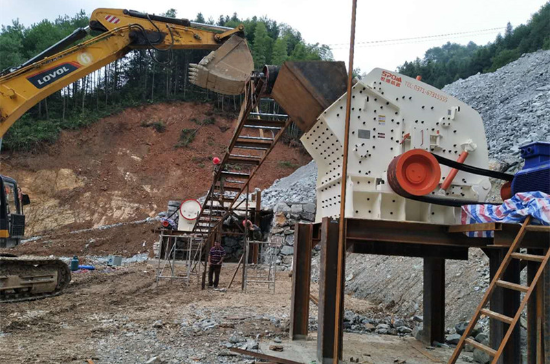 PF反擊破錘石機現(xiàn)場圖，二破細碎破碎機