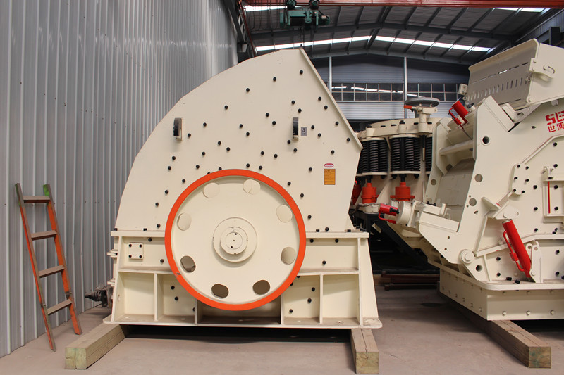 重錘式破碎機，大型煤矸石破碎機