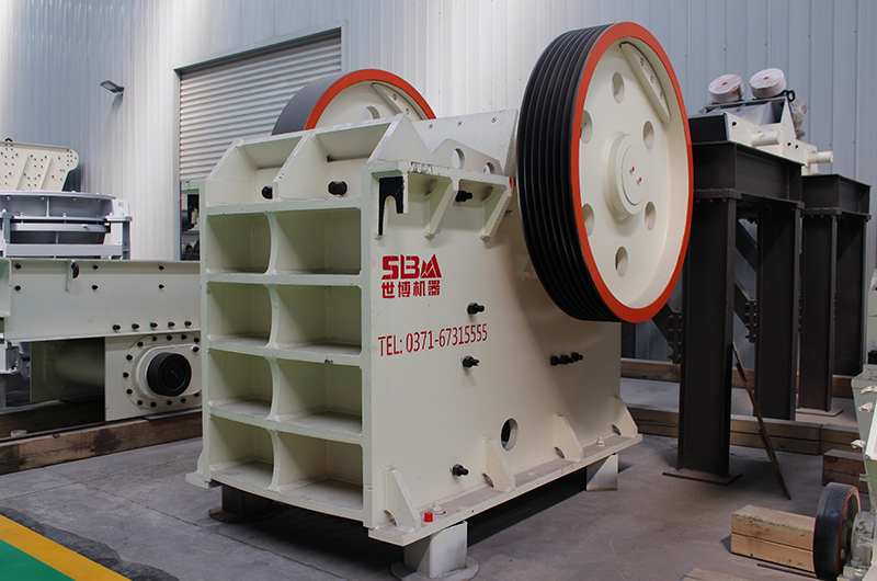 顎式破碎機，簡單實用石灰石破碎機