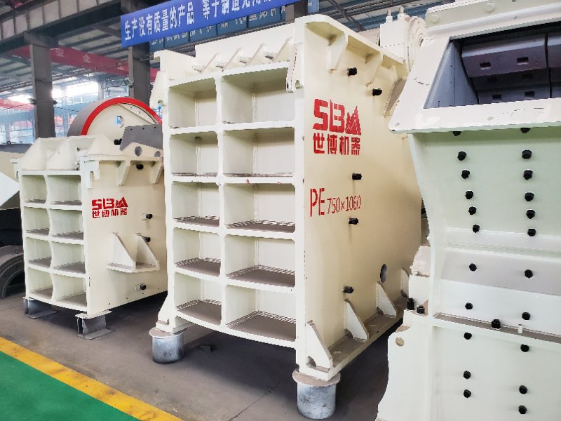 750破碎機(jī)，750鄂破機(jī)