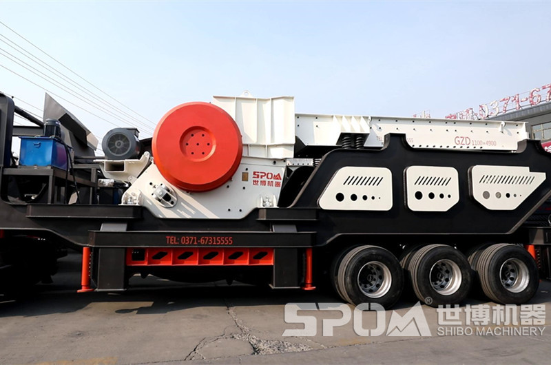 輪胎顎式移動(dòng)破碎站