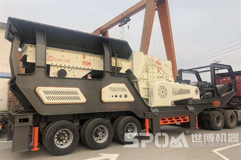 大口反擊破移動碎石機(jī)