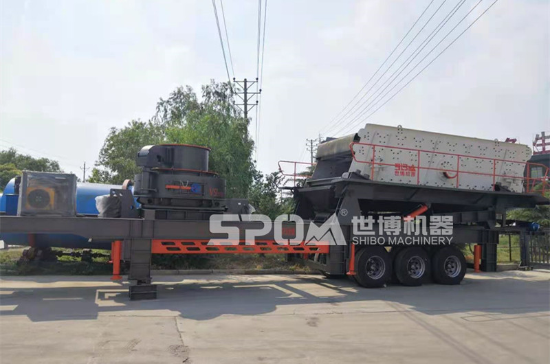 沖擊式移動(dòng)破碎制砂篩分機(jī)